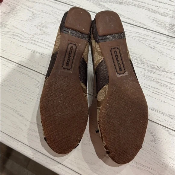 Coach Women's Brown Signature Flats - Picture 2 of 2